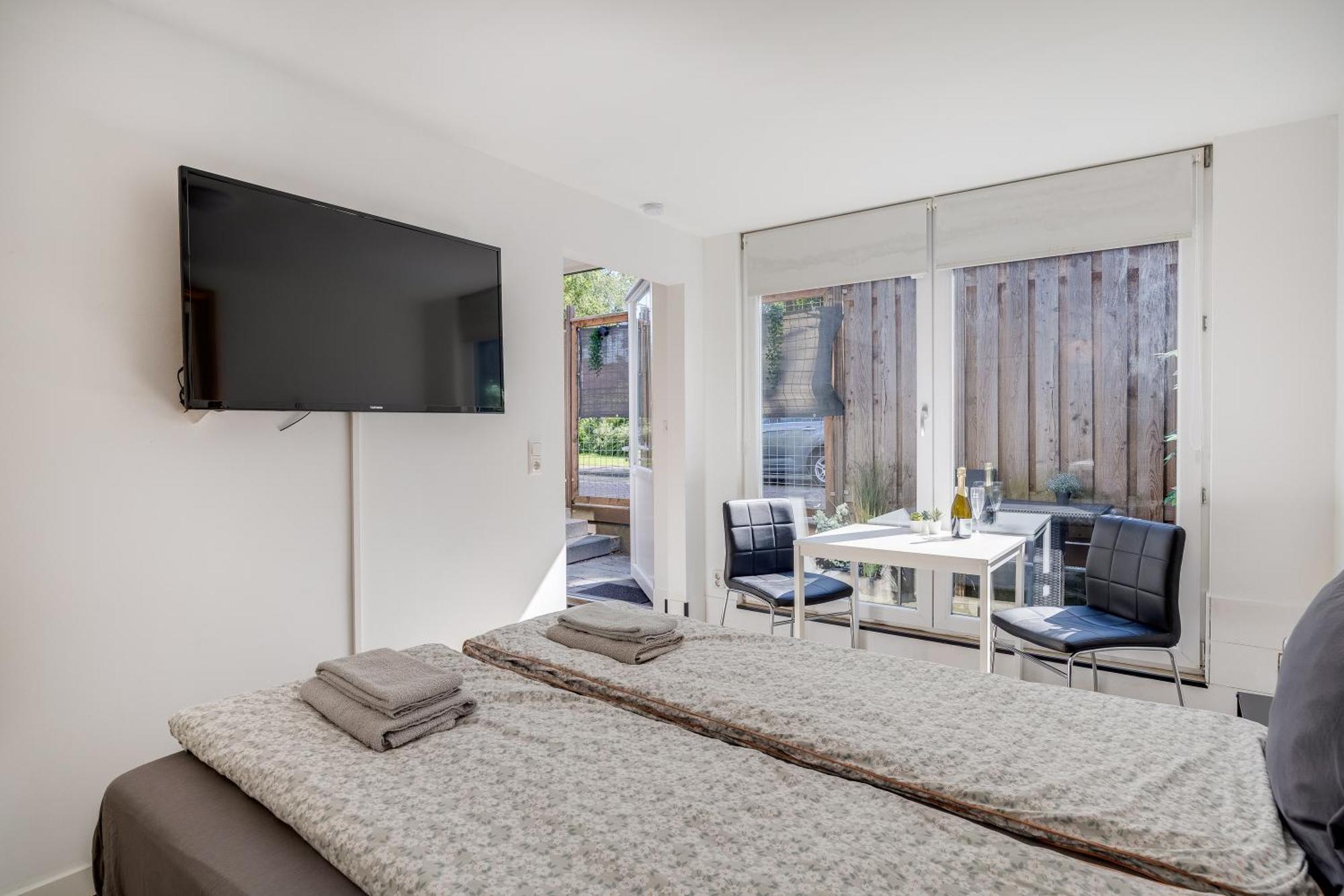 Luxe Wellness Apartment Apeldoorn With Jacuzzi And Sauna Bagian luar foto