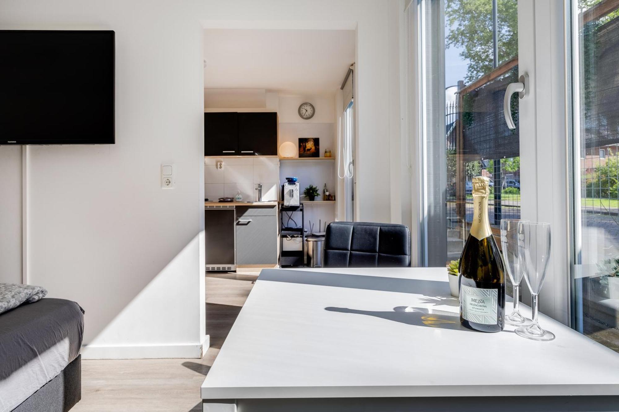 Luxe Wellness Apartment Apeldoorn With Jacuzzi And Sauna Bagian luar foto