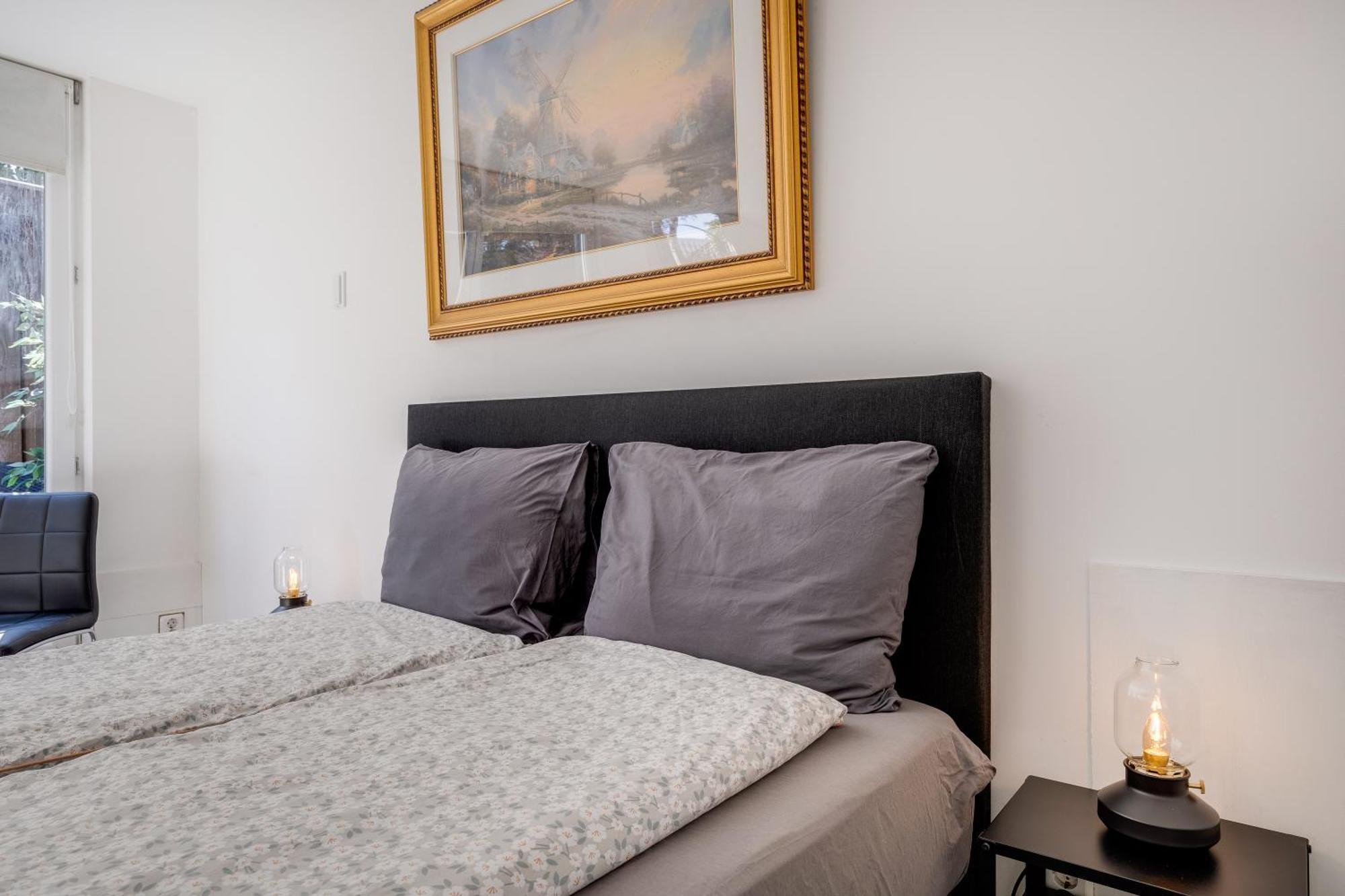 Luxe Wellness Apartment Apeldoorn With Jacuzzi And Sauna Bagian luar foto